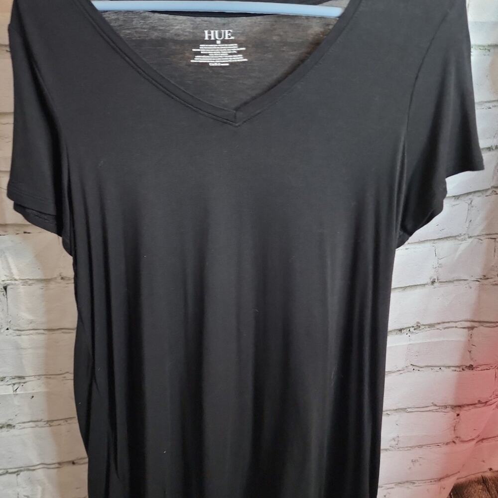 HUE Women's V-Neck Shirt
